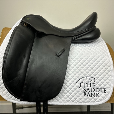 Image of 18 inch Ideal Suzannah Dressage Black Medium Wide