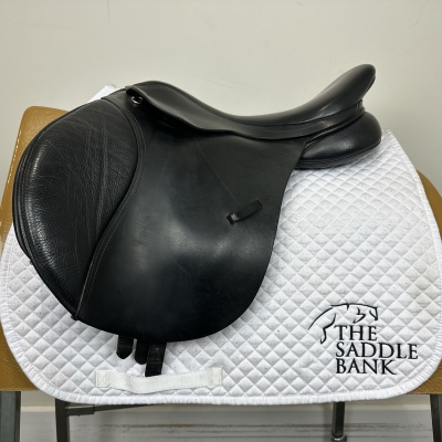 Image of 17 inch Kent and Masters Original Flat back GP MGU Black Adjustable