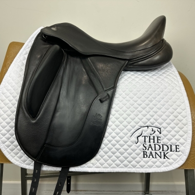 Image of 17.5 inch Fairfax Original Monoflap Dressage Black Adjustable