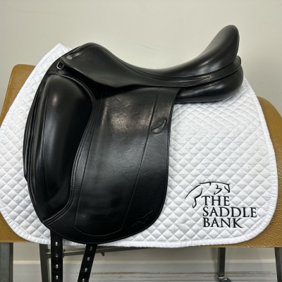 Selle De Dressage Equipe Emporio 17 Pouces MW+2 - Cuir Noir - Occasion Italie