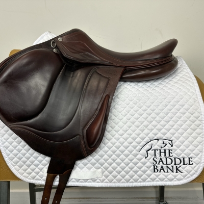 Image of 17.5 inch Devoucoux Chiberta Lab Brown Medium Wide