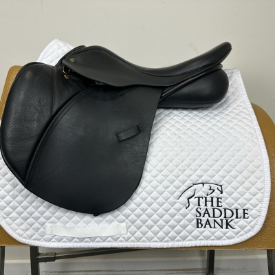 Image of 17 inch Ideal Impala 1450 Black Medium Wide