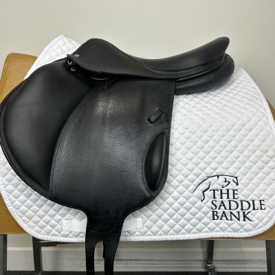 Image of 17 inch Voltaire Lexington Black Wide