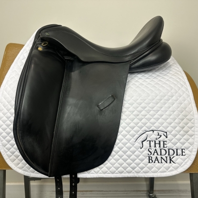 Image of 17.5 inch Ideal Suzannah Dressage Black Medium Wide