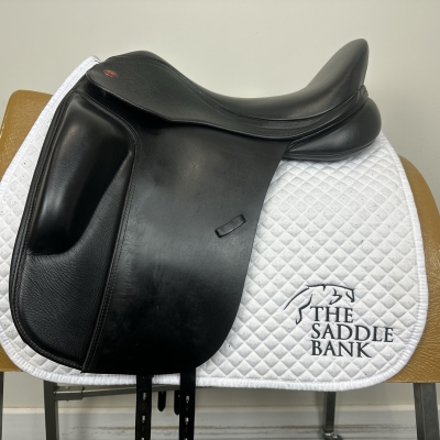 Image of 17.5 inch Kent and Masters S-Series High Wither Dressage Surface Block HDS Black Adjustable