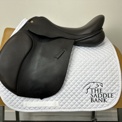 Image of 17.5 inch Black Country GP Event (Classic GP Tree) Brown Medium Wide