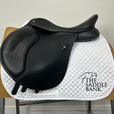 Image of 17 inch Wintec 500 Square Cantle SC AP All Purpose Black Adjustable