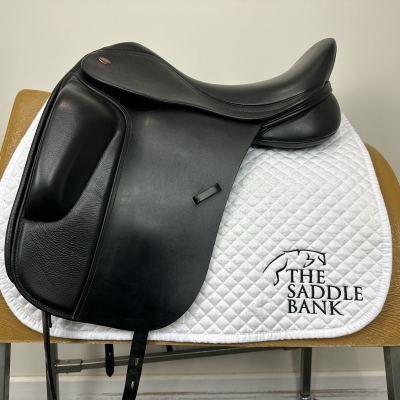 Image of 17 inch Kent and Masters S-Series High Wither Dressage Surface Block HDS Black Adjustable