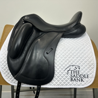 Image of 17.5 inch Custom Saddlery Wolfgang Gemini Black Medium Wide