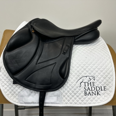Image of 17.5 inch Ideal Impala Professional Jump Black Medium Wide