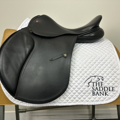 Image of 17 inch Jeffries Falcon Hawk Event Black Medium