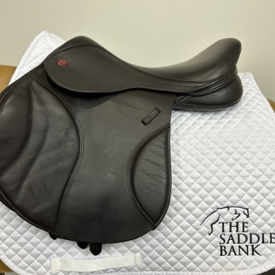 Image of 16.5 inch Kent and Masters S-Series Pony Jump MPJ Brown Adjustable