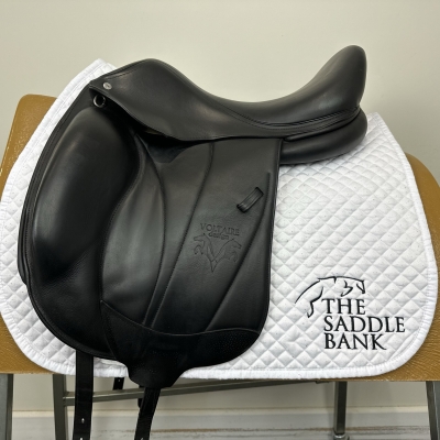 Image of 17 inch Voltaire Adelaide Black Medium Wide