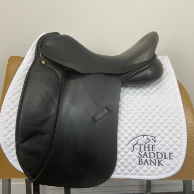 Image of 17.5 inch Ideal Jessica Dressage Black