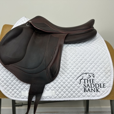 Image of 17.5 inch Devoucoux Chiberta Lab Brown Medium