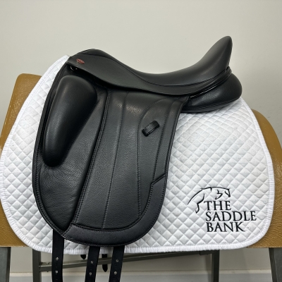 Image of 17 inch Kent and Masters Competition Series Monoflap Dressage Black Adjustable
