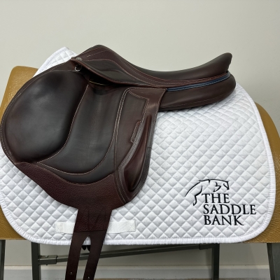 Image of 17.5 inch Devoucoux Chiberta Lab Brown Medium