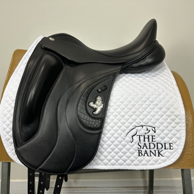 Image of 18 inch Fairfax World Class Dressage II Black Adjustable