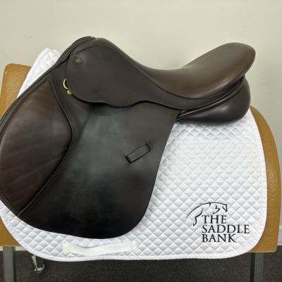 Image of 17.5 inch Ideal International Hunt Brown Medium Wide