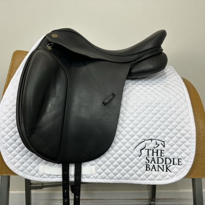 Image of 17 inch Fairfax Original Dressage Black Adjustable