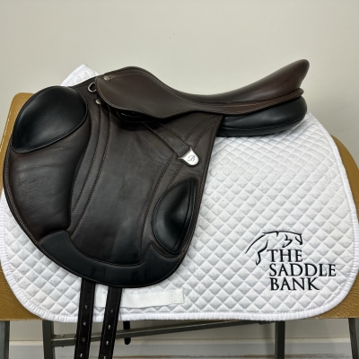 Image of 17.5 inch Bates Advanta Brown with Classic Black Highlights Adjustable