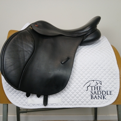 Image of 17.5 inch Kent and Masters Original Flat back GP MGU Black Adjustable
