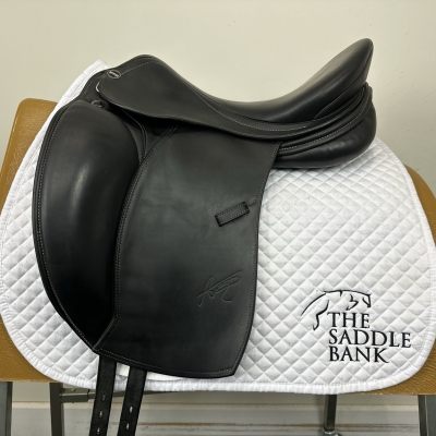 Image of 17 inch Erreplus Adelinde Black Medium Wide