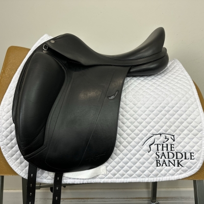 Image of 17 inch Equipe Emporio Dressage Black Medium Wide