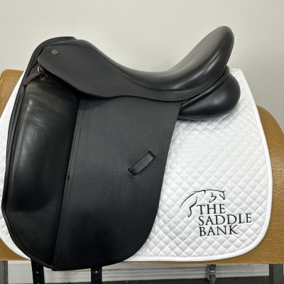 Image of 17 inch Ideal Roella Dressage Black Extra Wide