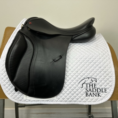 Image of 17 inch Albion Selecta GP Black Medium Wide