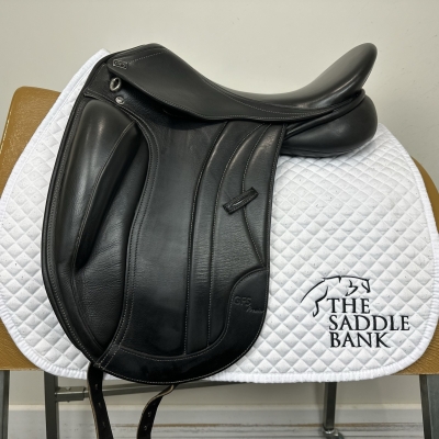 Image of 17.5 inch GFS Premier Dressage S752 Black Adjustable