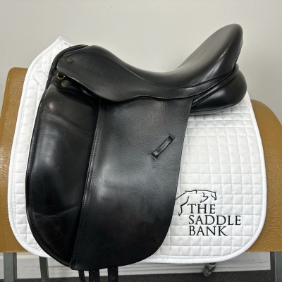 Image of 17.5 inch Ideal Suzannah Dressage Black Medium