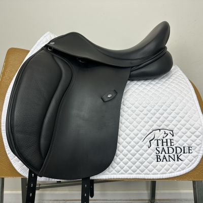 Image of 17 inch Ideal Technical and Traditional (T and T) Twinflap Dressage Black Adjustable