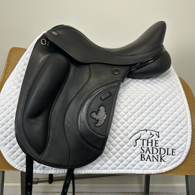Image of 17.5 inch Fairfax World Class Dressage II Black Adjustable