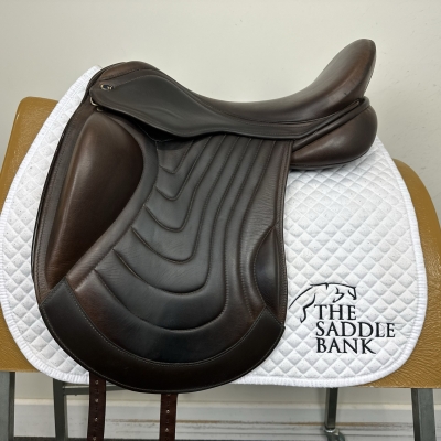 Image of 18 inch Chunky Monkey Galaxy Dressage Dual flap Brown Medium Wide