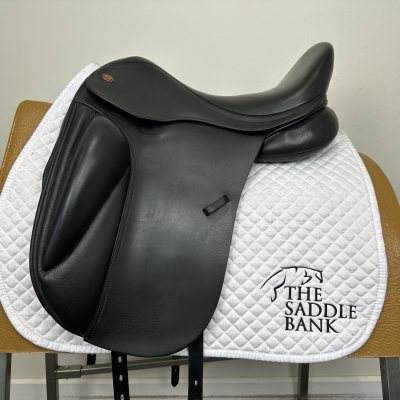 Image of 17 inch Kent and Masters S-Series Dressage Surface Block MDS Black Adjustable