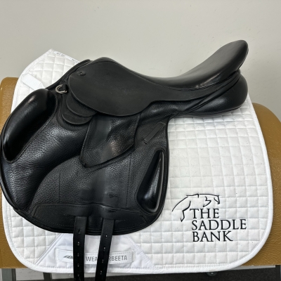 Image of 17 inch Ideal Patriot Black Medium Wide