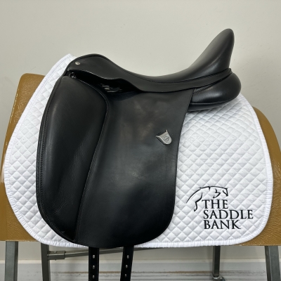 Image of 18 inch Bates Dressage Heritage Black Adjustable