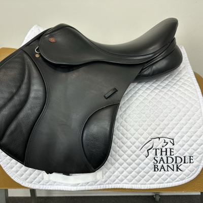 Image of 17.5 inch Kent and Masters S-Series Jump MJJ Black Adjustable