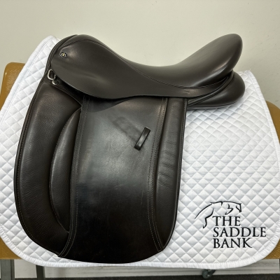 Image of 17 inch Andrea Hicks (AH) Ebony VSD/WH Brown Wide