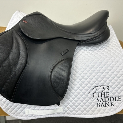 Image of 17 inch Kent and Masters S-Series Jump MJJ Black Adjustable