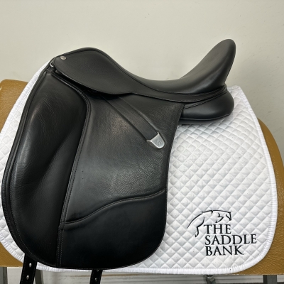 Image of 17.5 inch Bates Wide Dressage Opulence + Black Adjustable