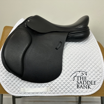 Image of 17 inch Loxley All Purpose Black Medium Wide