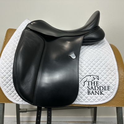 Image of 17.5 inch Bates Dressage Heritage Black Adjustable