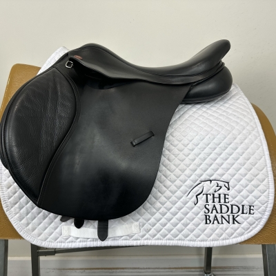 Image of 17 inch Kent and Masters Original Flat back GP MGU Black Adjustable