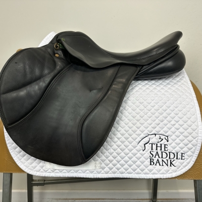 Image of 18 inch Ideal Gazelle Black Medium Wide