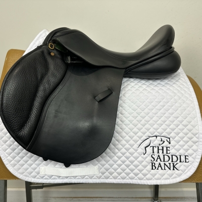 Image of 16.5 inch Ideal Deal Jump Black Medium Wide