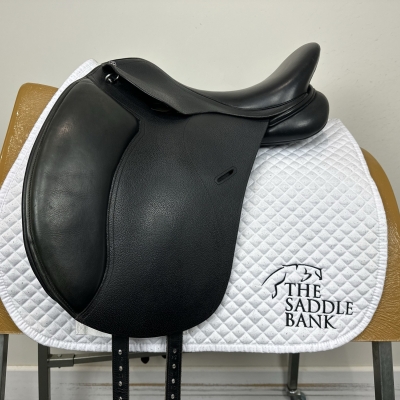 Image of 16.5 inch Cavaletti Collection Dual Flap Dressage Black Adjustable