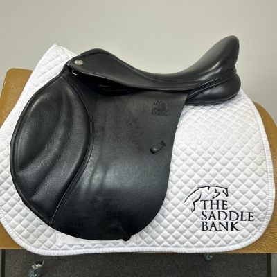 Image of 17.5 inch Fairfax Classic Low Wither GP Black Adjustable