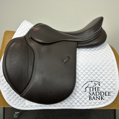 Image of 17.5 inch John Whitaker Bedale GP Jump Brown Adjustable